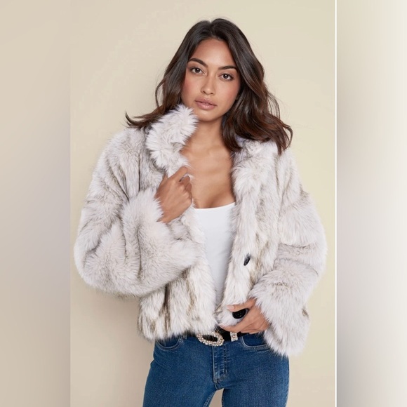 Jackets & Blazers - Elegant Gray Faux Fur Jacket